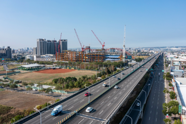 11期與14期雖同享建設題材，但更具自住客所需的生活機能。(圖/德鑫森PARK提供)